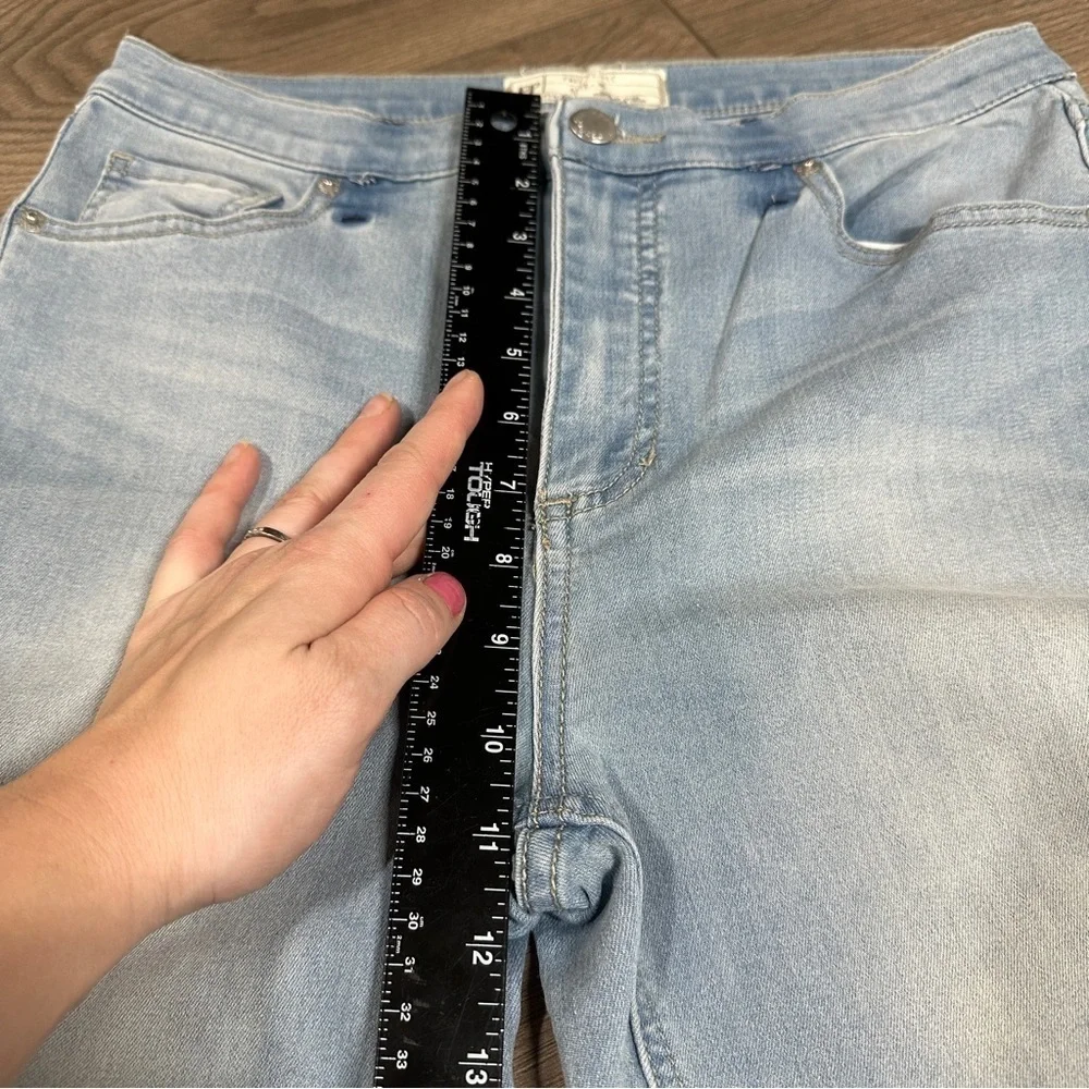 Free People Denim Light Wash Straight Leg high waisted Jeans size 30